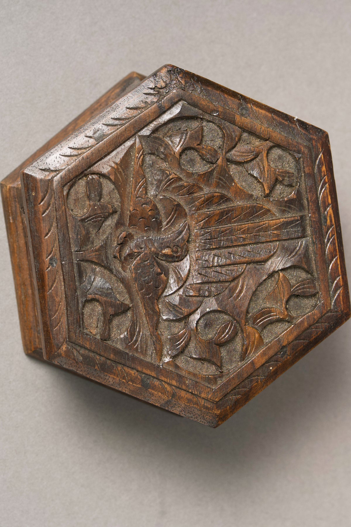 Black Forest Hexagonal Box, Leaf, Vine and Berry Sides, c.1880