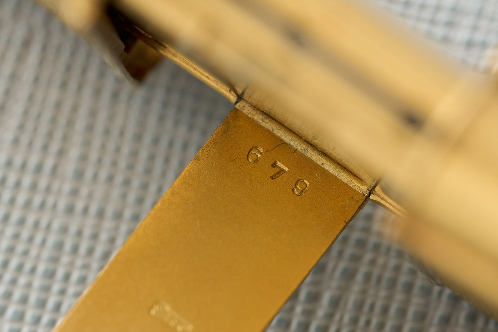 750 gold hallmark