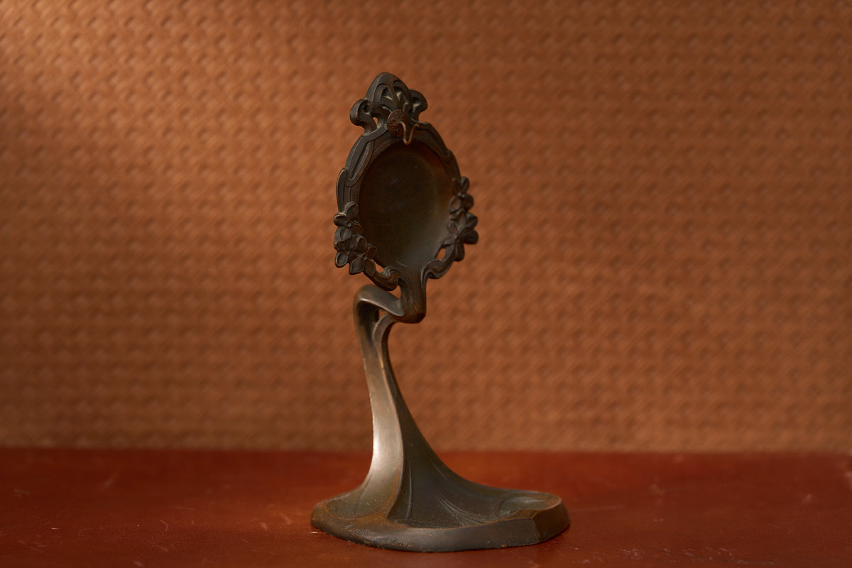 Art Nouveau Porte-Montre in Silvered Bronze and Pewter, c.1900