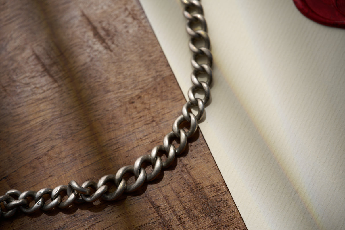 Graduated Curb Single Albert with T-Bar and Coin Padlock, Victorian