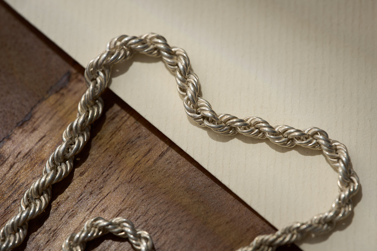Sterling Silver Rope Twist Single Albert with Acanthus T-Bar