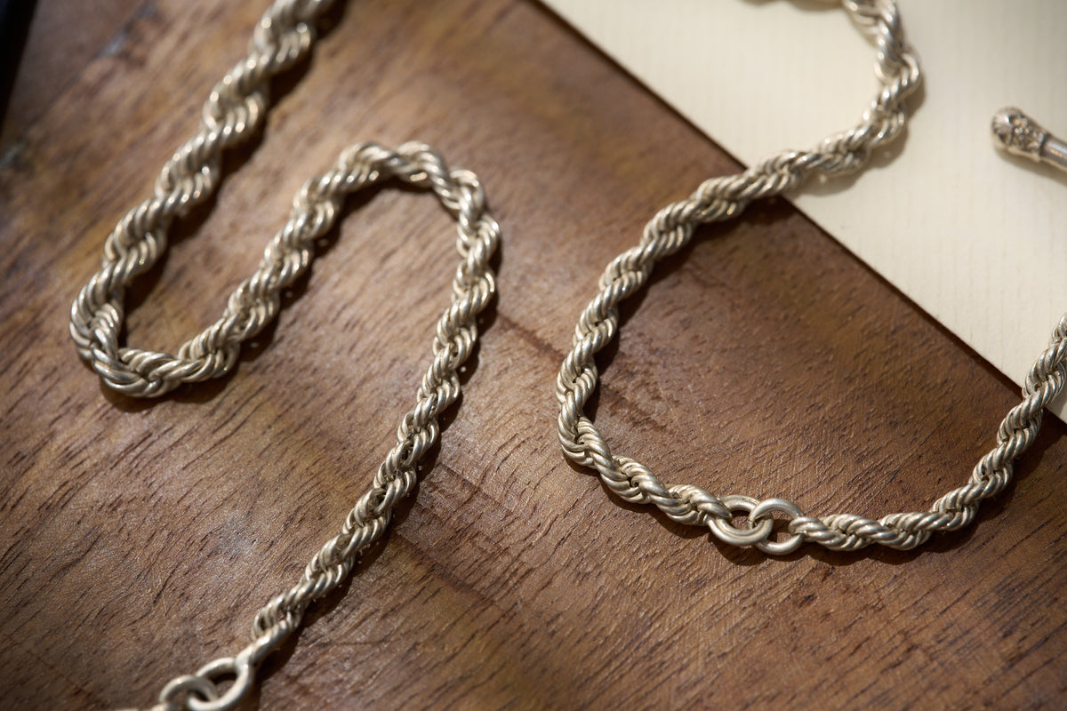 Sterling Silver Rope Twist Single Albert with Acanthus T-Bar