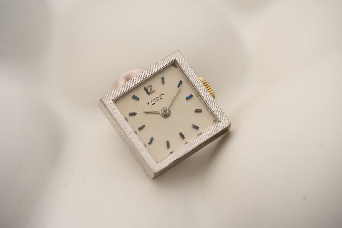 Patek Philippe White Gold Brooch Watch, Calatrava Cross, c.1970, detail view 5