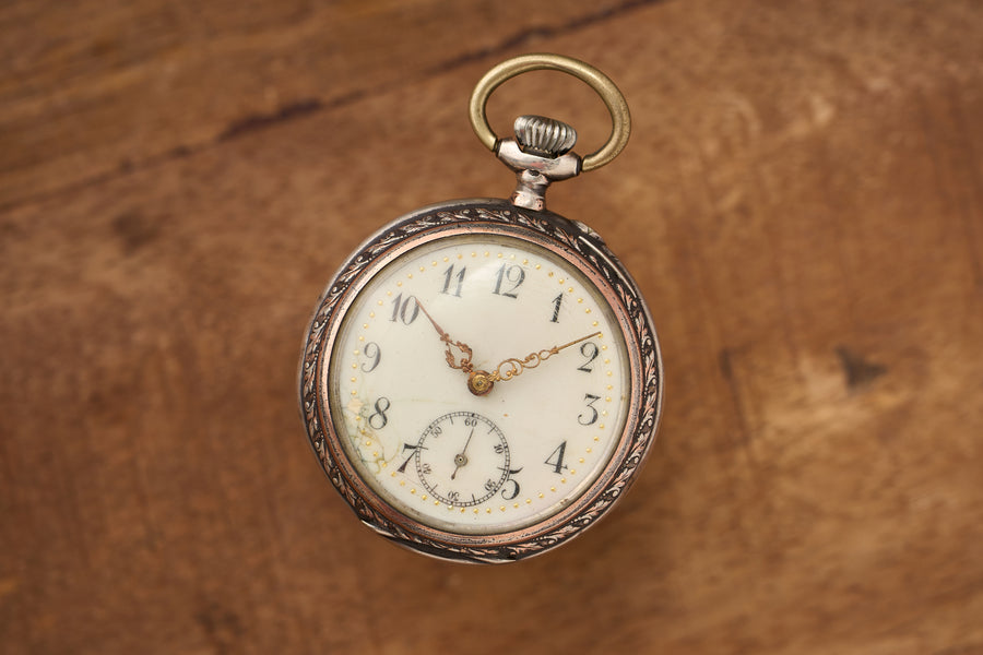 Ladies' Watch in Engraved 800 Silver, Cylinder, c.1900